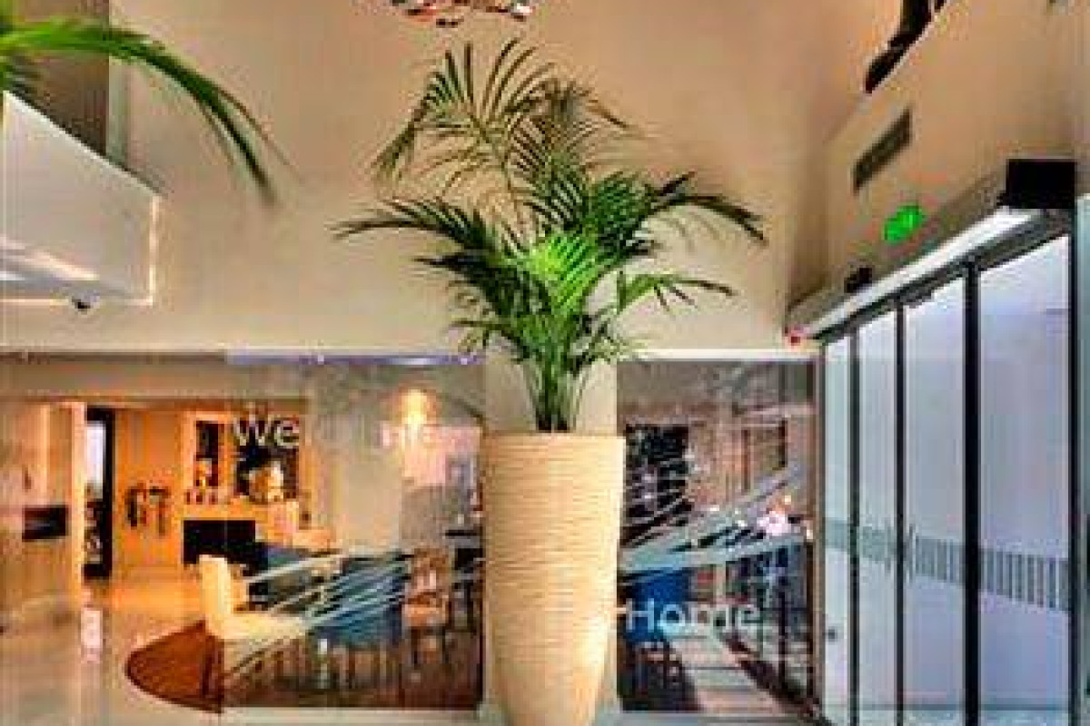 Hotel Livadhiotis City