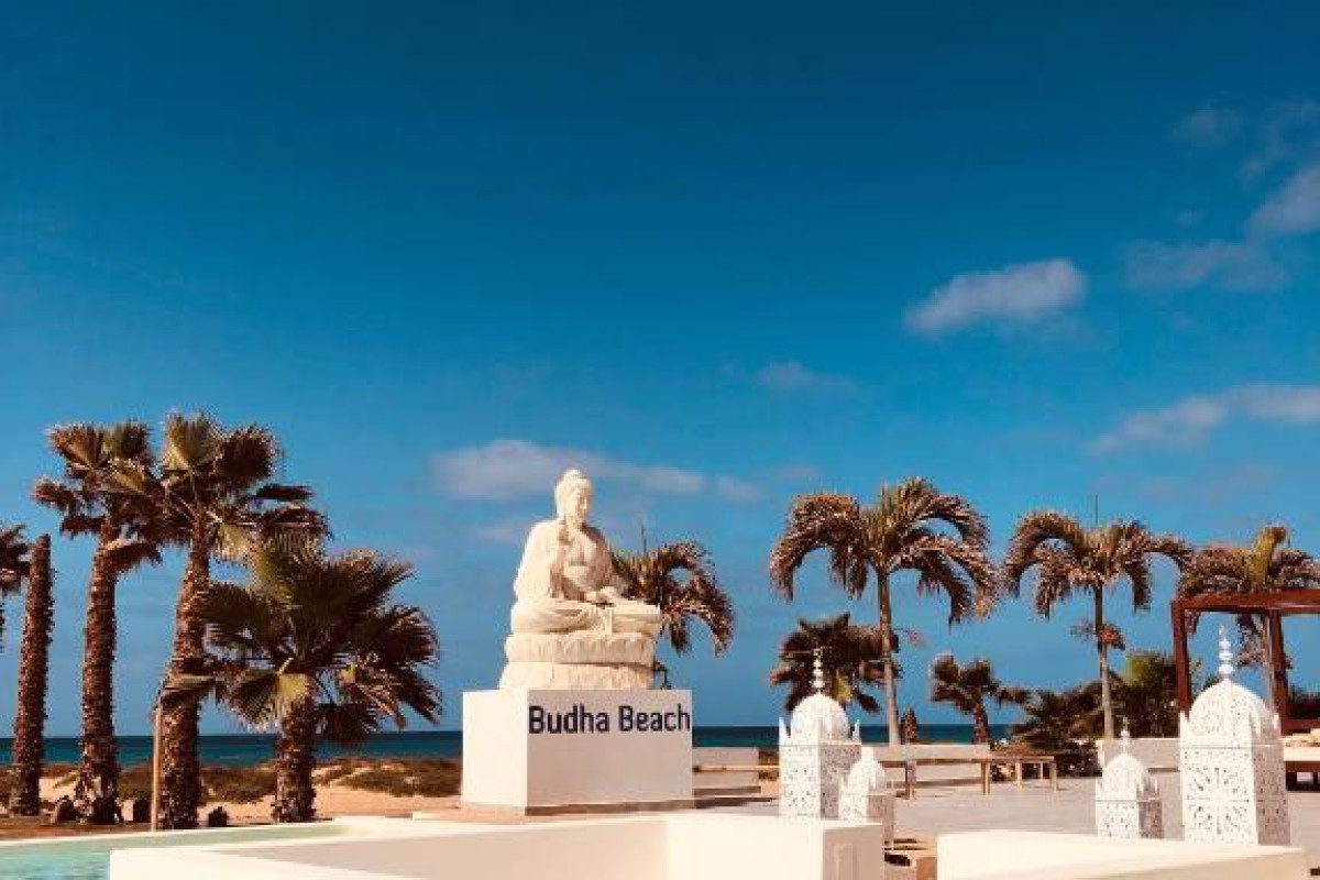 Hotel LIVVO Budha Beach