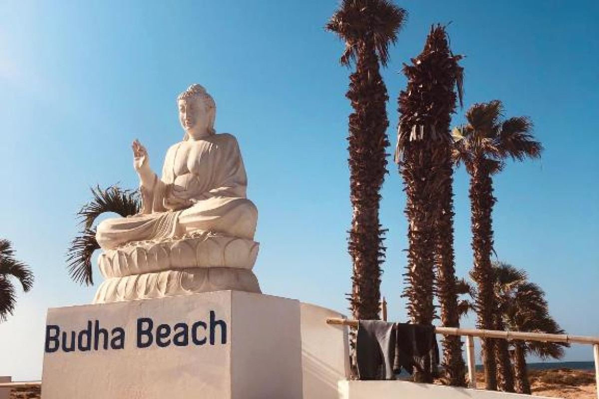 Hotel LIVVO Budha Beach