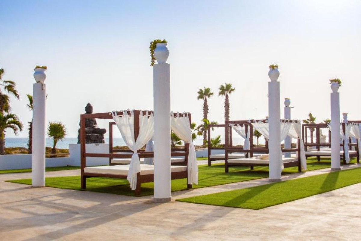 Hotel LIVVO Budha Beach