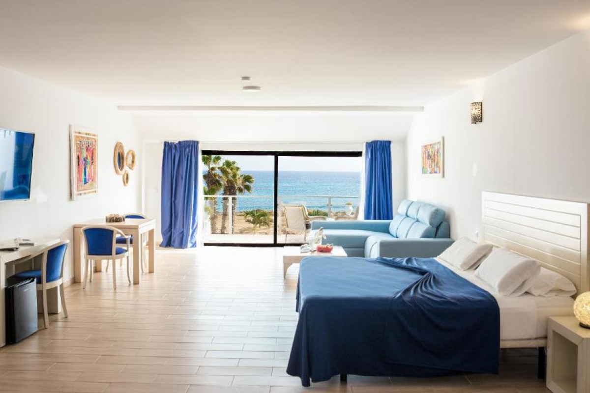 Hotel LIVVO Budha Beach