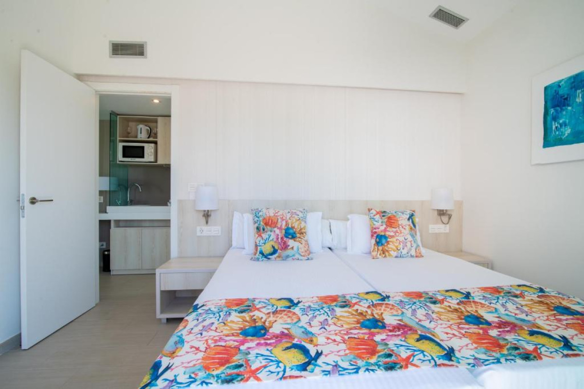 LIVVO Dunagolf Suites