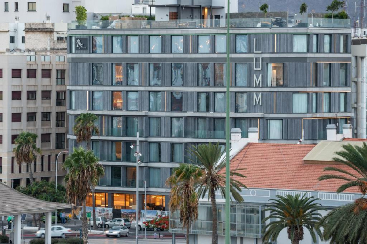 Hotel LIVVO Lumm