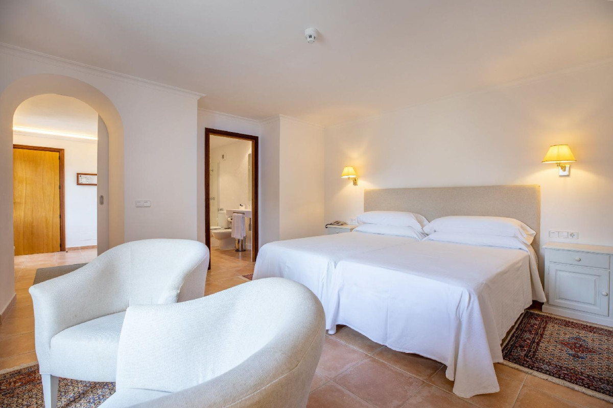Hotel Llenaire