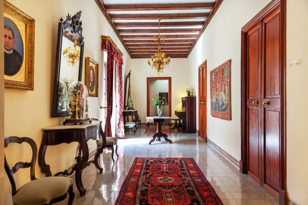 Hotel Llenaire
