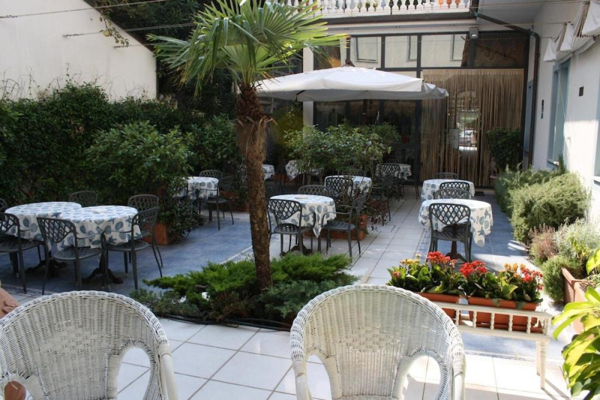 Hotel London