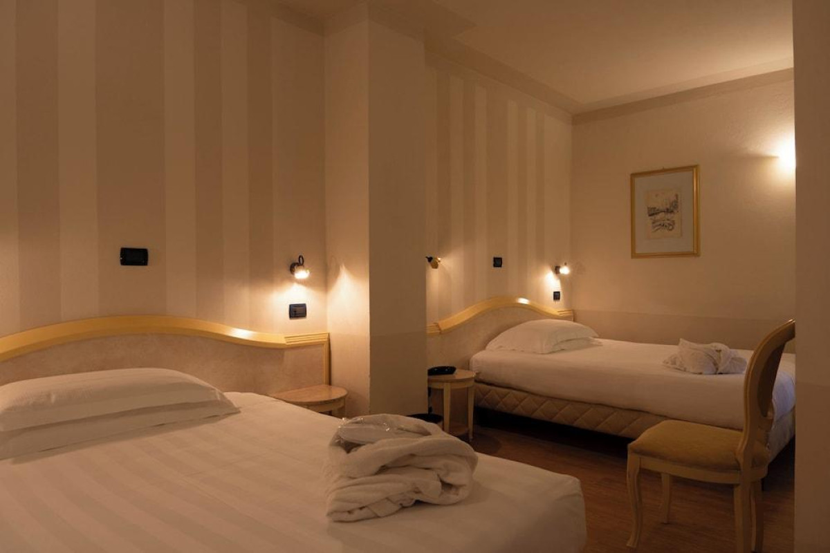 Hotel London