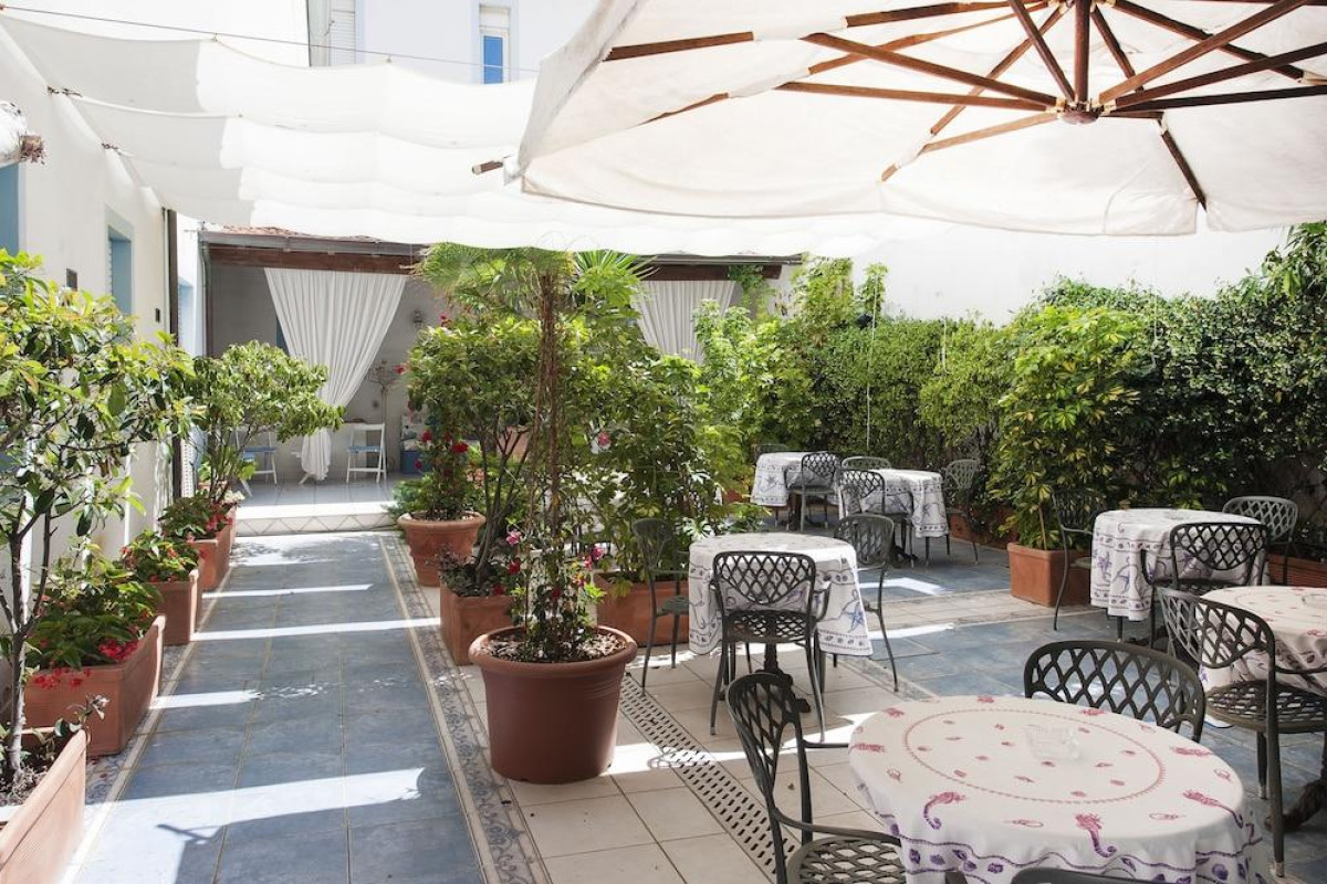 Hotel London
