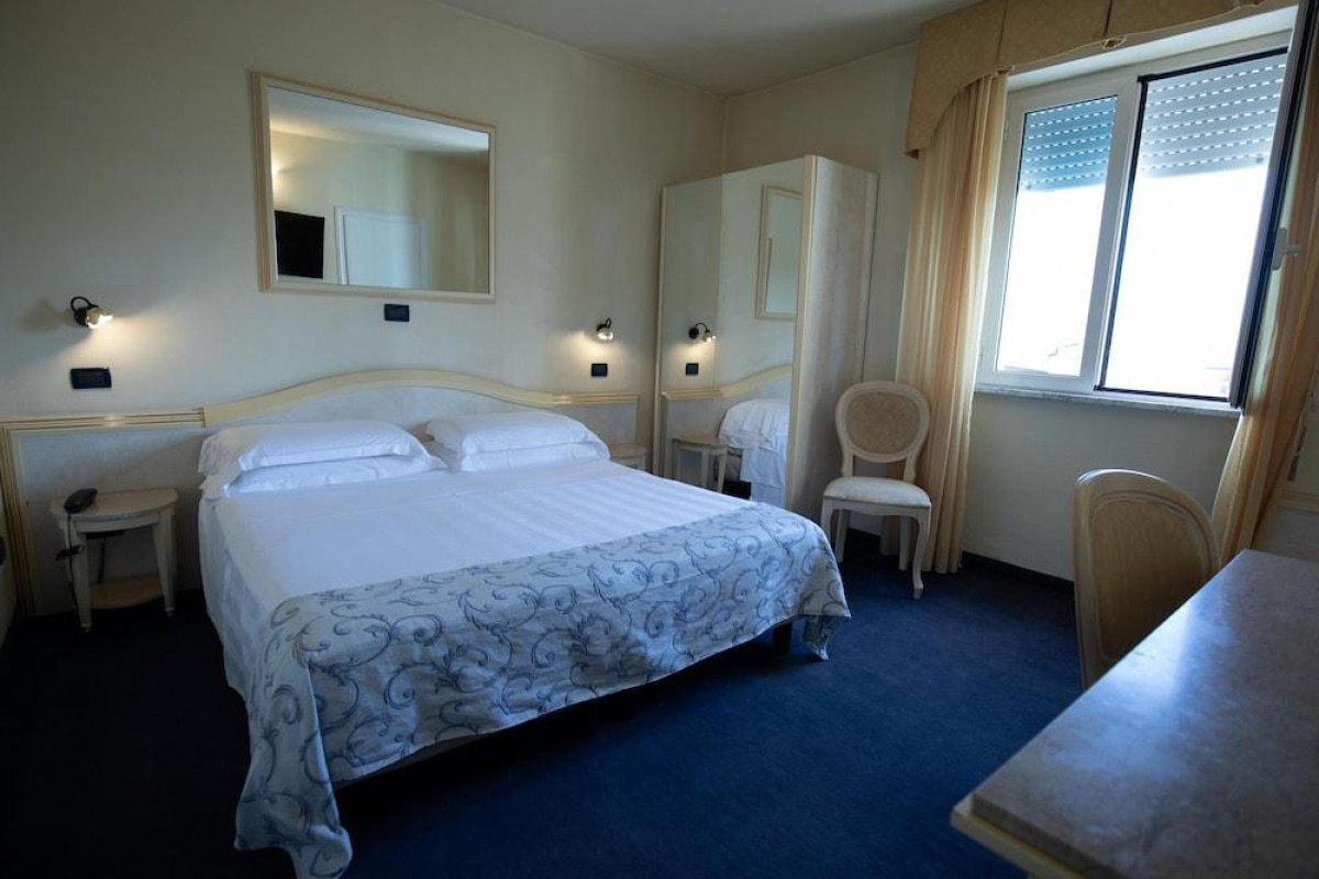 Hotel London