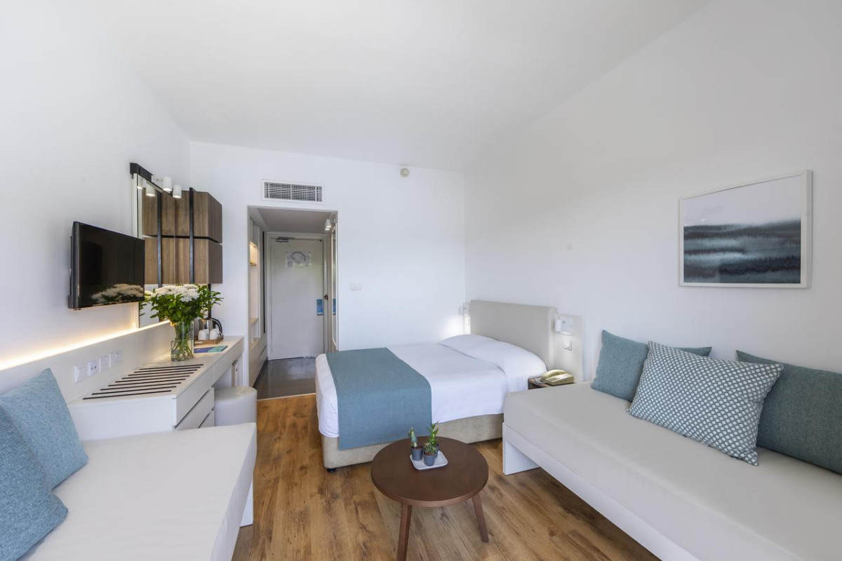 PHAETHON BEACH HOTEL