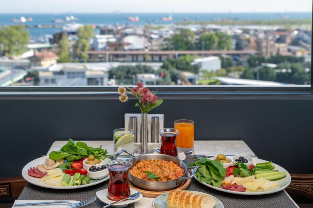 LUNET OLD CITY HOTEL