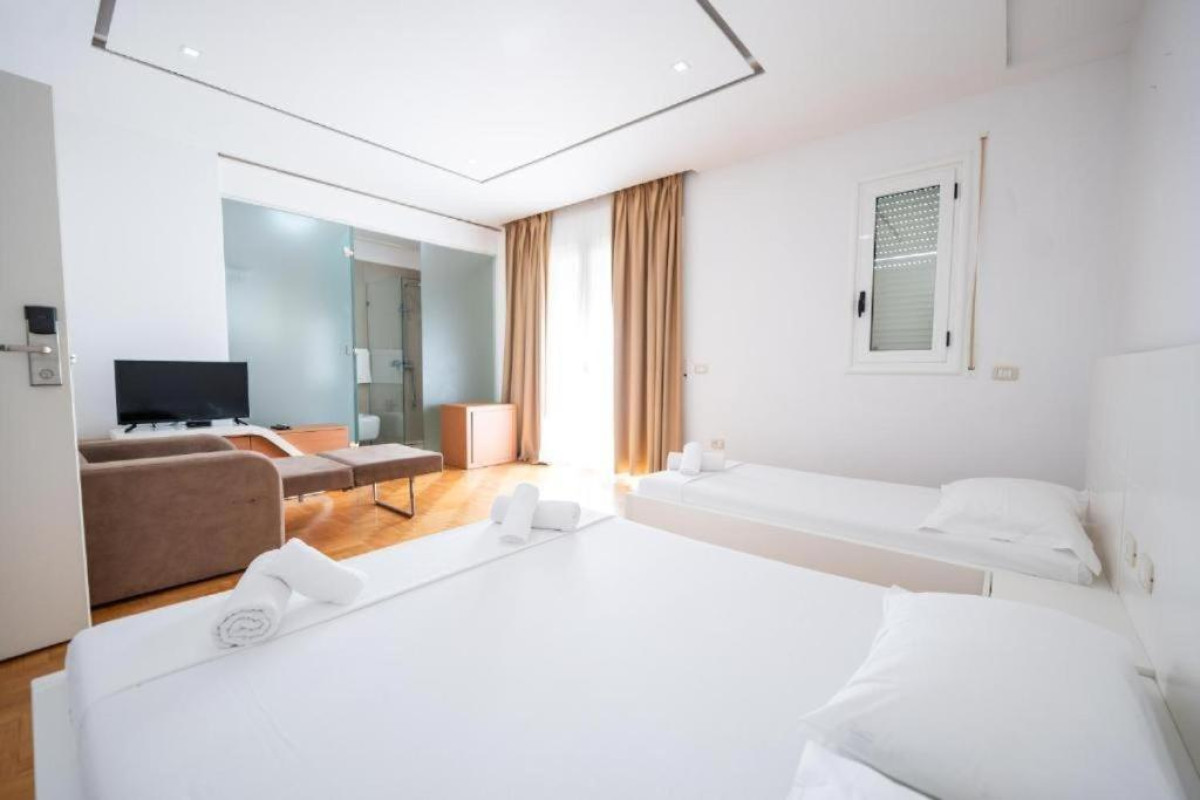 Hotel Lusini