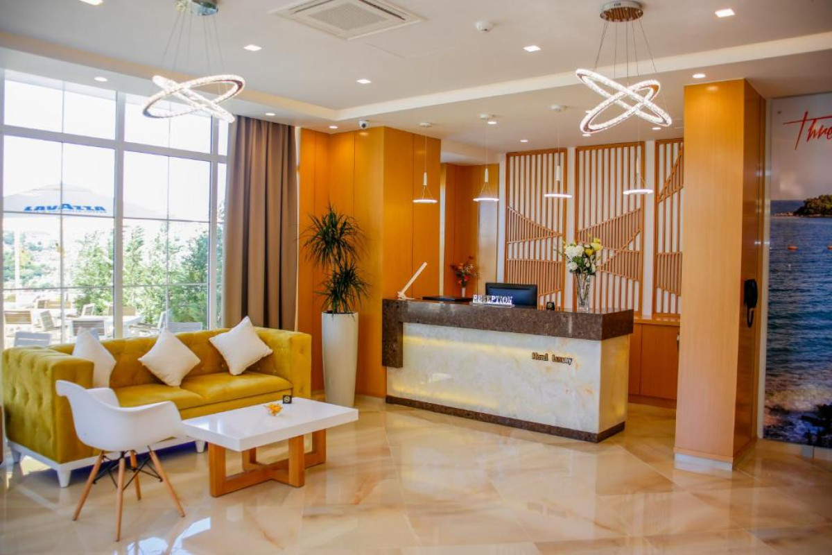 Hotel Luxury