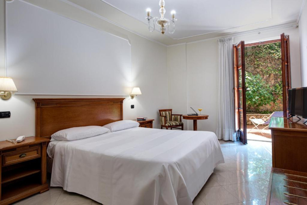 Hotel MAJESTIC PALACE