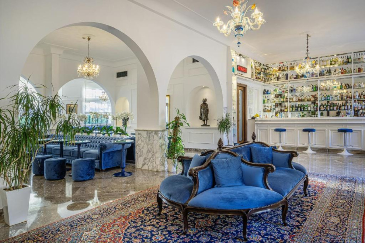 Hotel MAJESTIC PALACE
