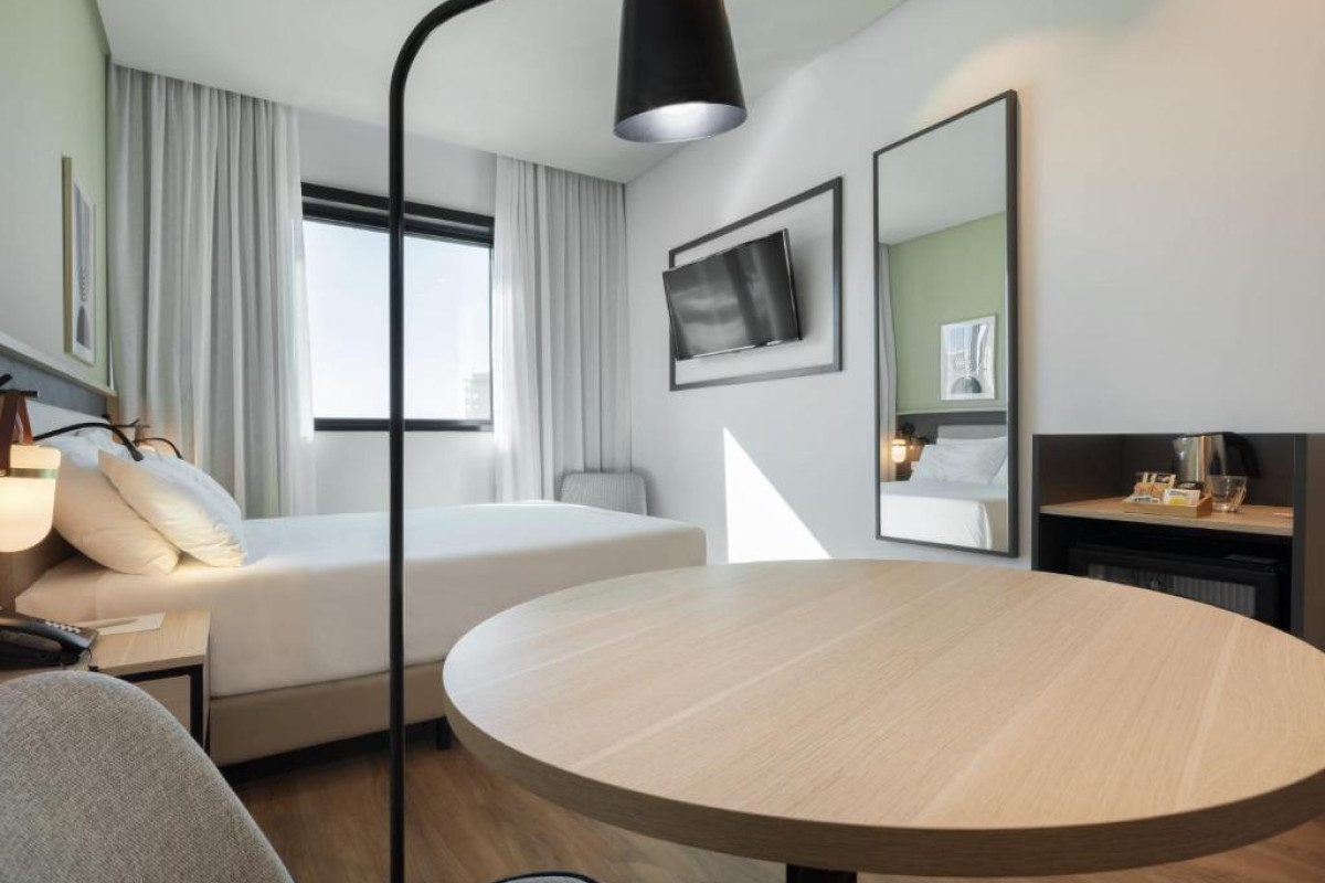 Hotel Malaga Alameda Centro Affiliated by Melia