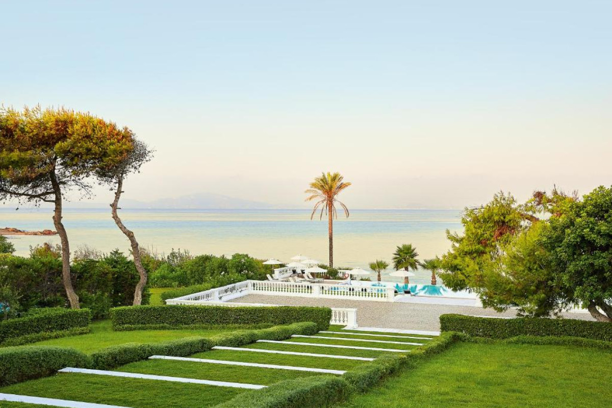 Hotel Mandola Rosa at Riviera Olympia, A Grecotel Resort to Live