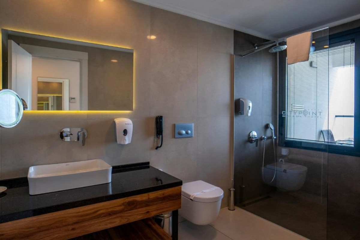 Hotel Maril Resort Beach & Spa