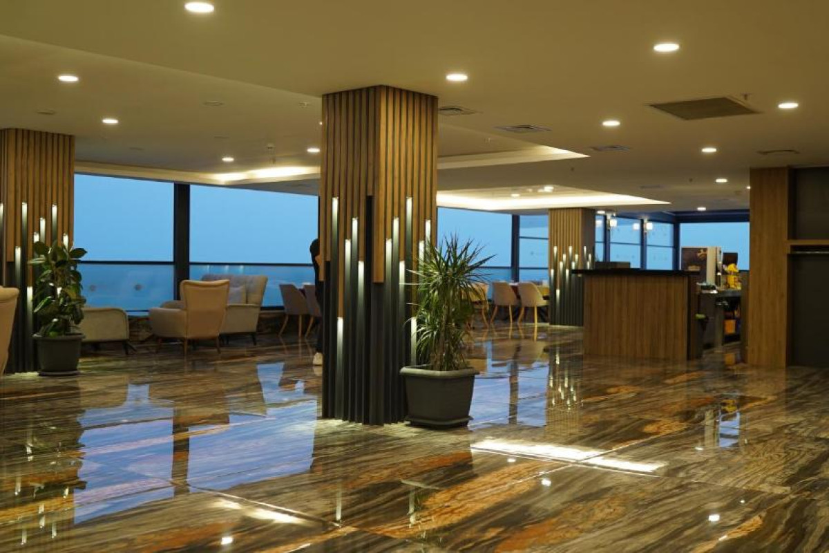 Hotel Maril Resort Beach & Spa