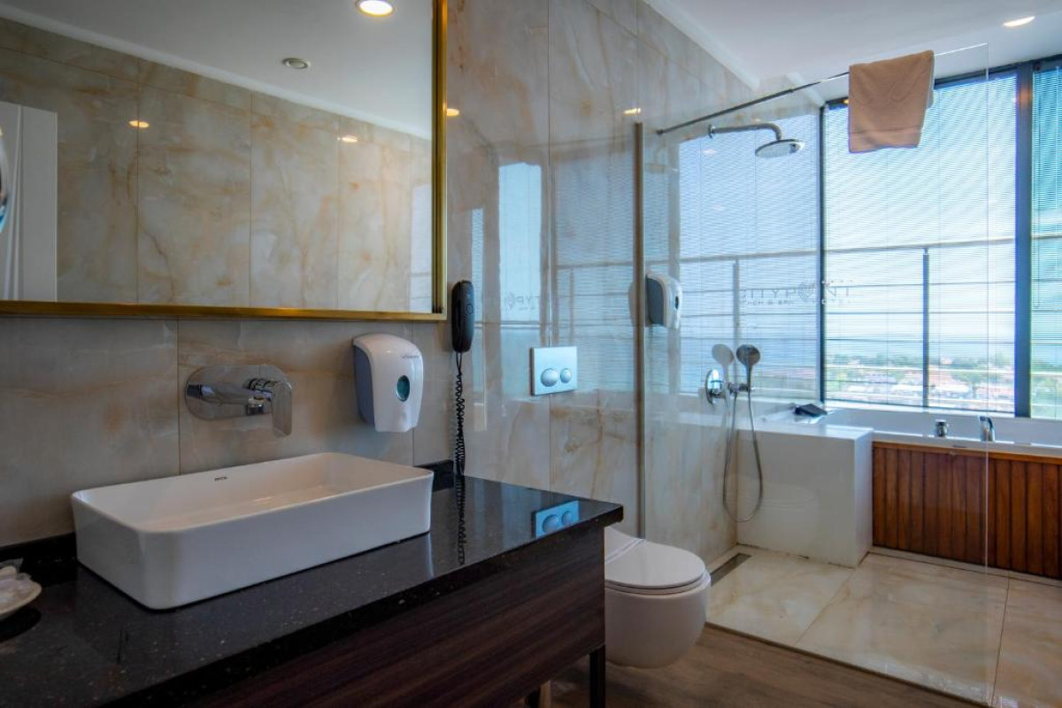 Hotel Maril Resort Beach & Spa
