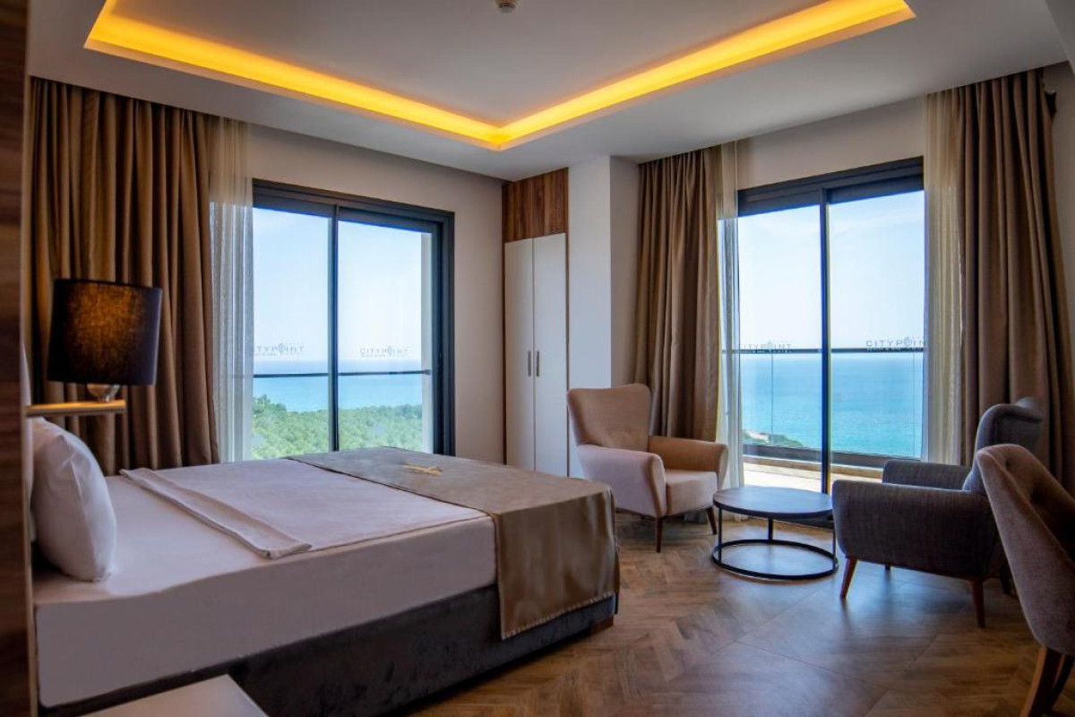 Hotel Maril Resort Beach & Spa