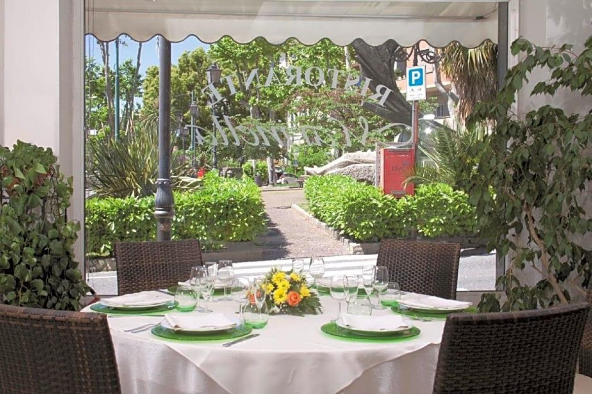 Hotel Marinella