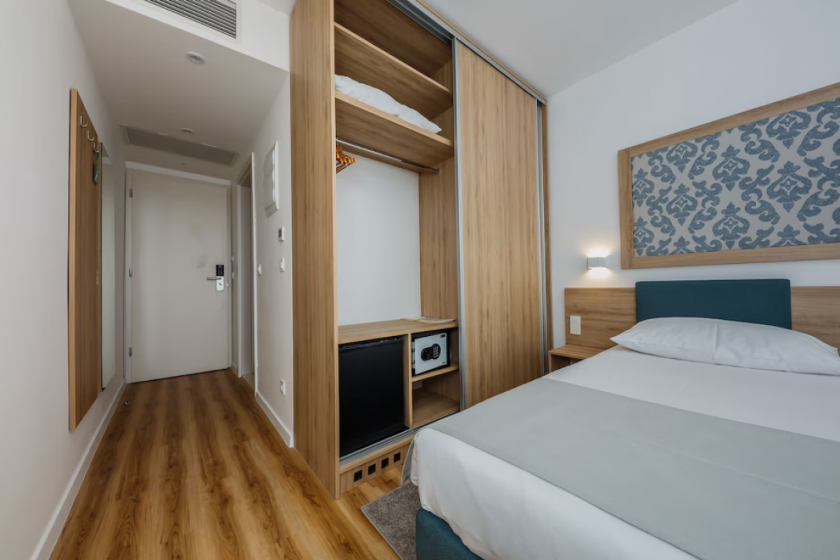 Hotel Medena Block B