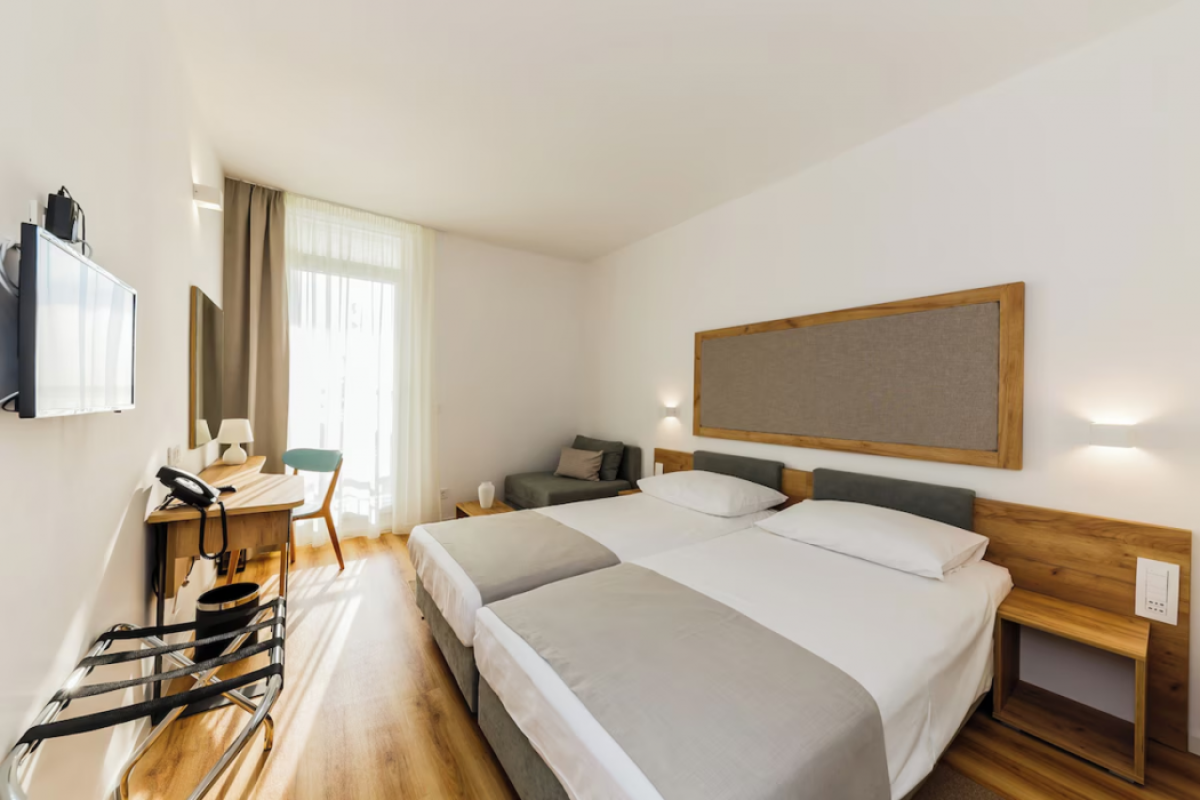 Hotel Medena Block B