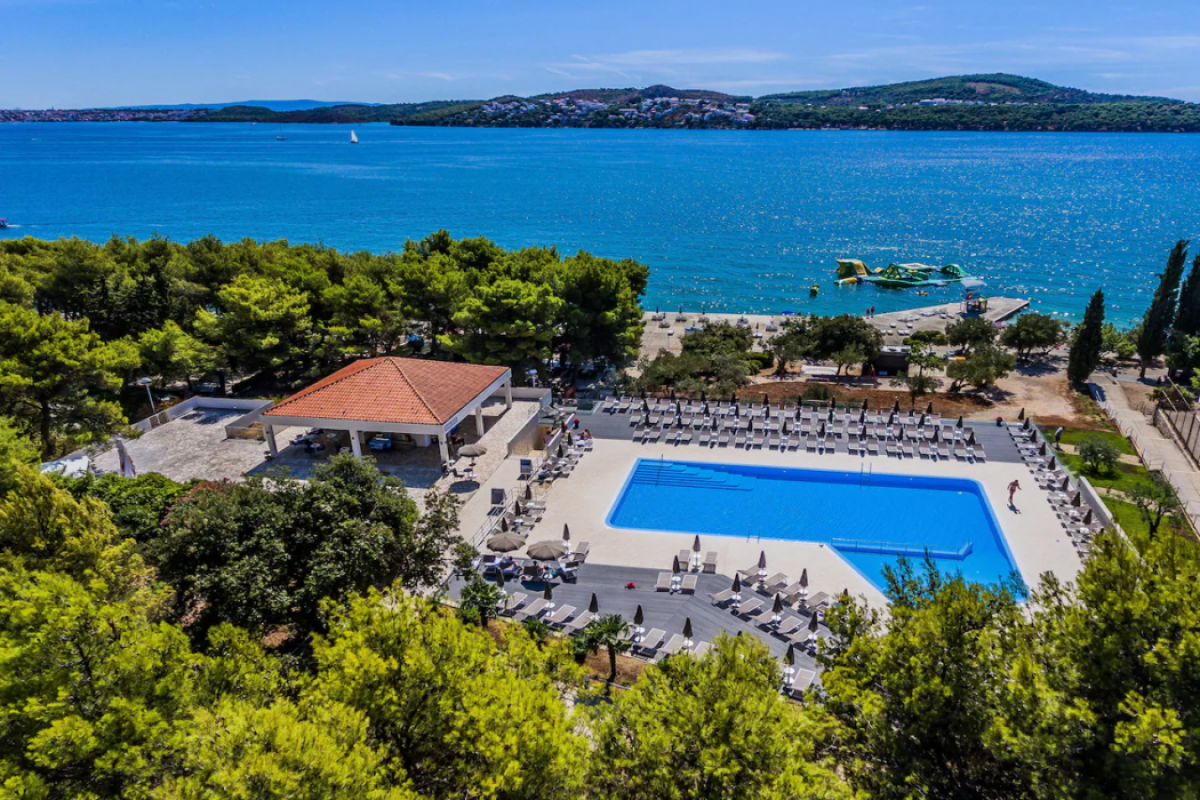 Hotel Medena Block B
