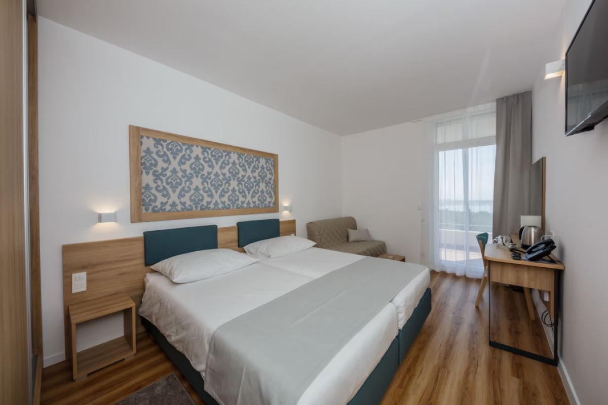 Hotel Medena Block B