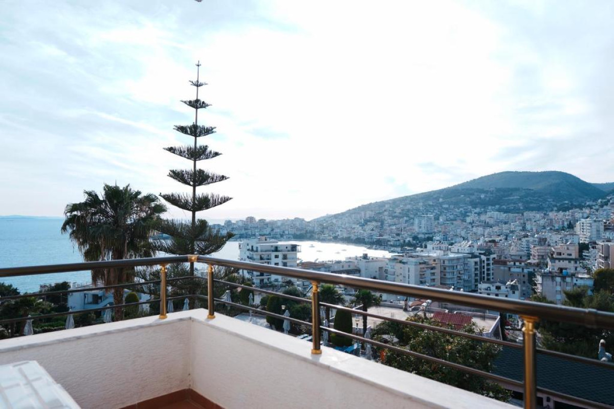 Hotel Mediterrane