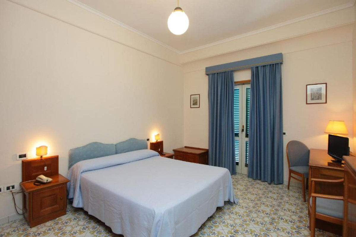Hotel Mega Mare