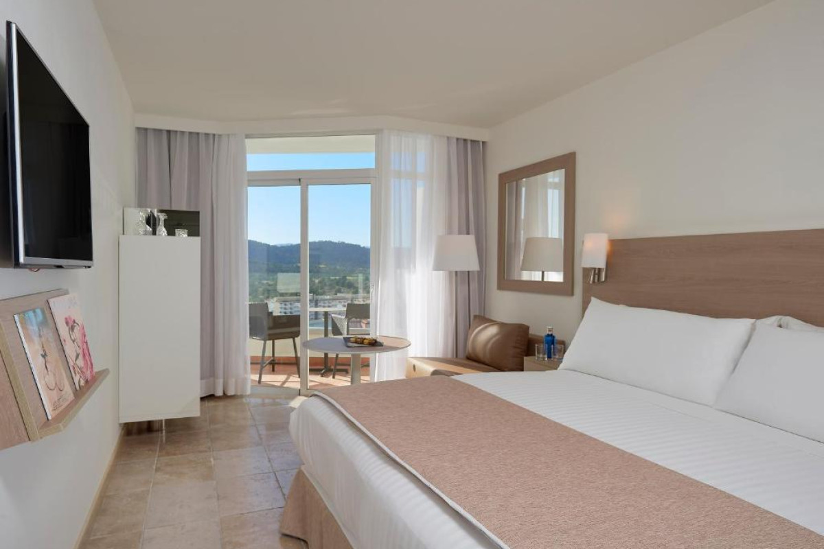 Hotel Melia Calvia Beach