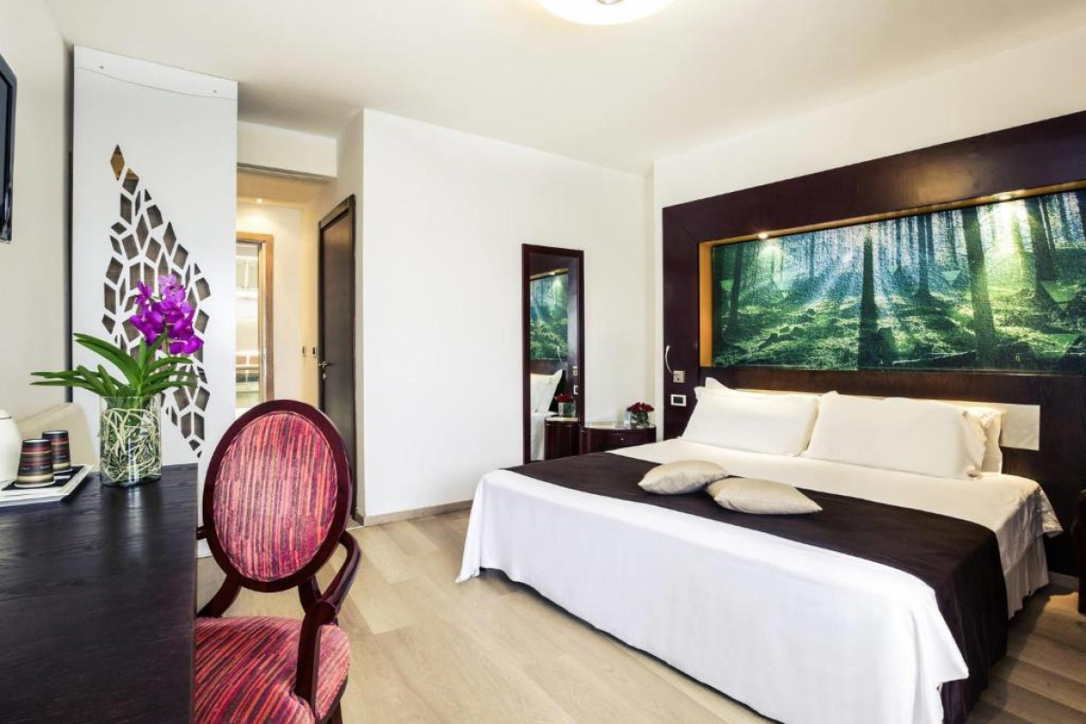 MERCURE OLBIA