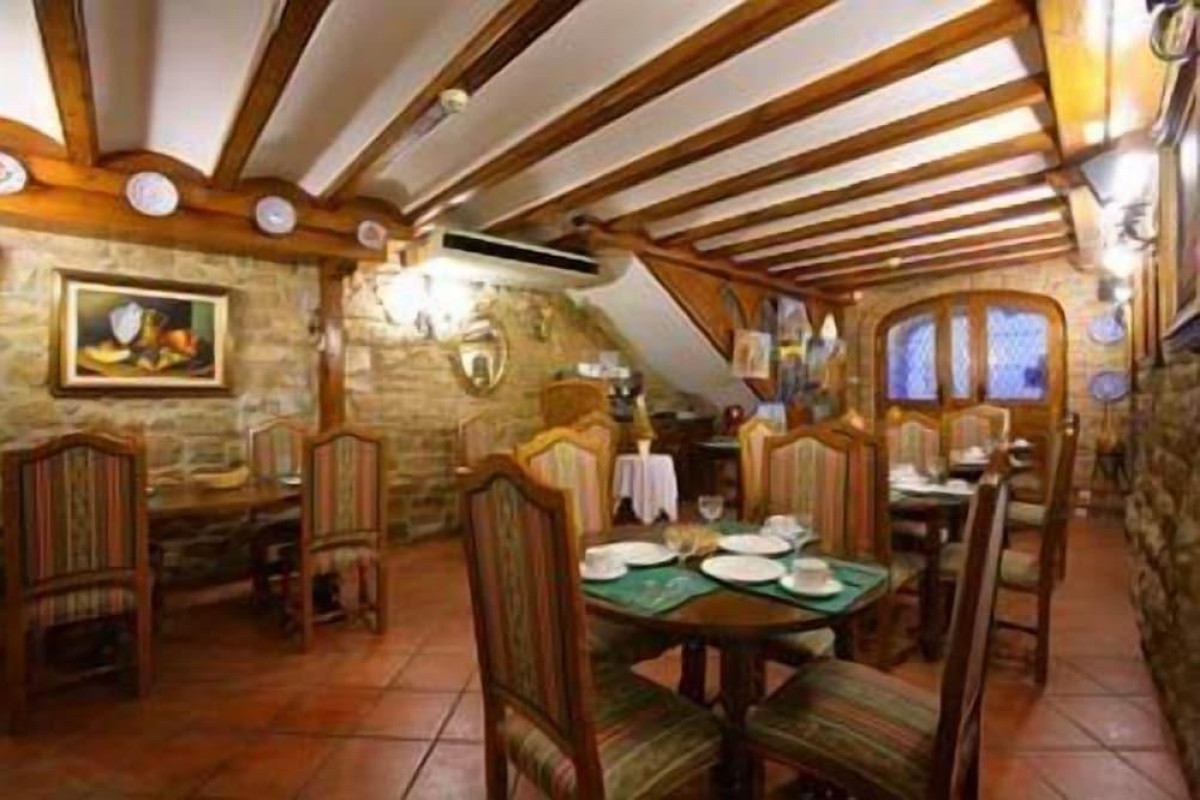 Hotel Merindad De Olite
