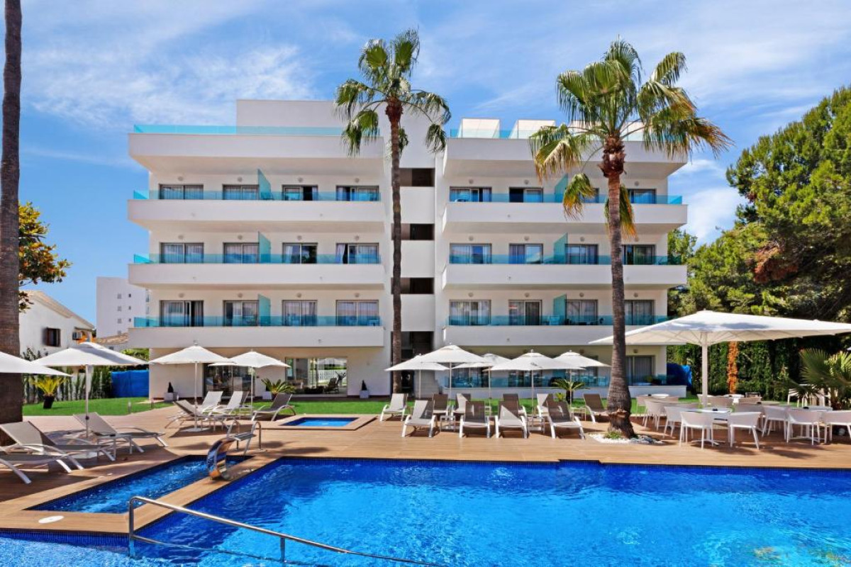 Hotel Metropolitan Juka Playa Aparthotel