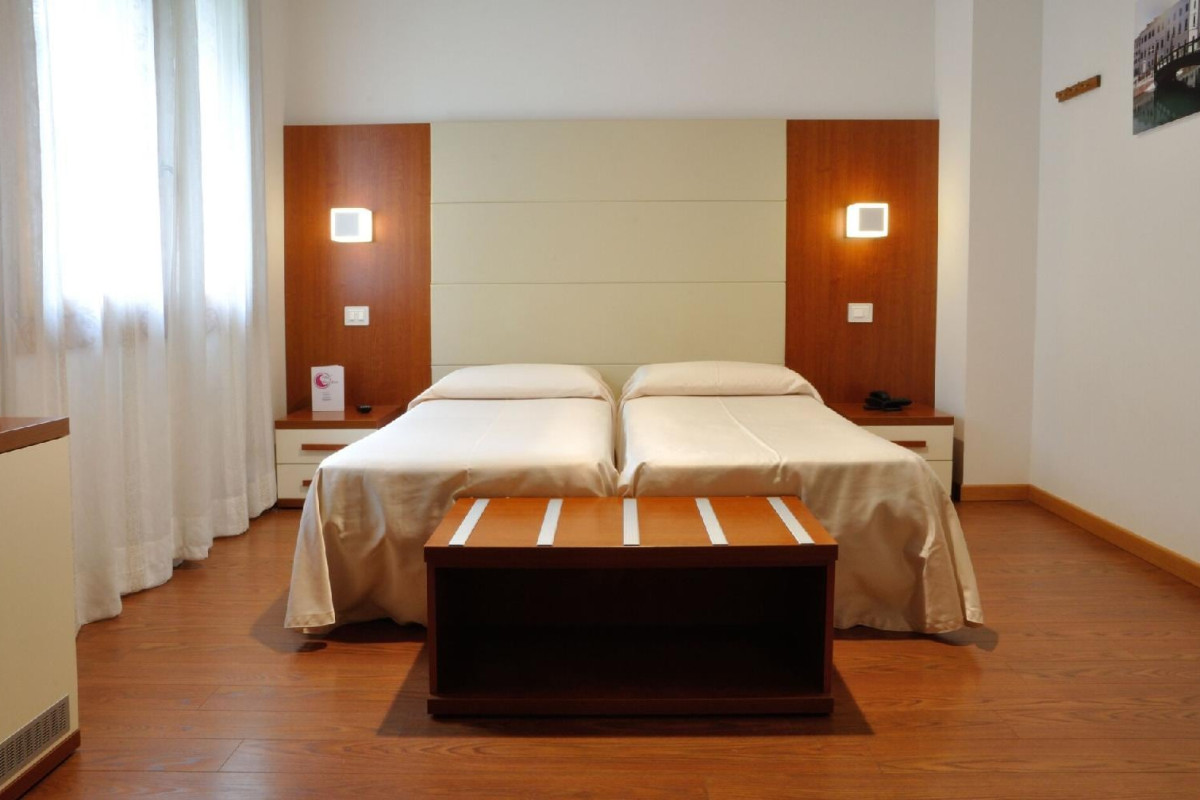 Hotel Mezzaluna