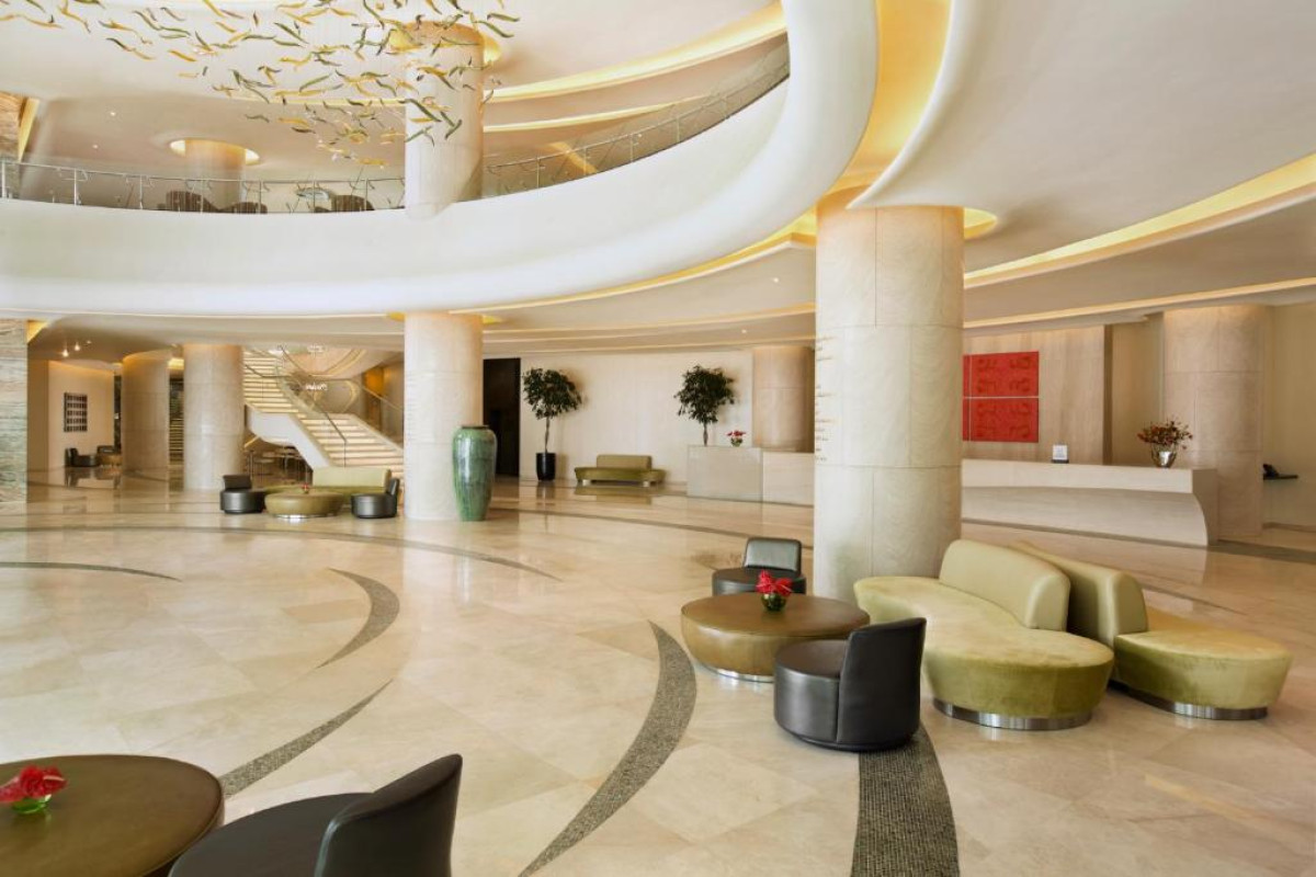Hotel Millennium Al Rawdah