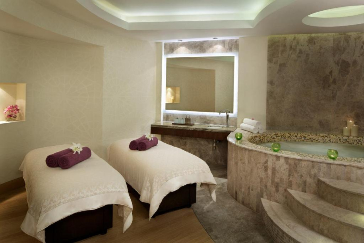 Hotel Millennium Al Rawdah