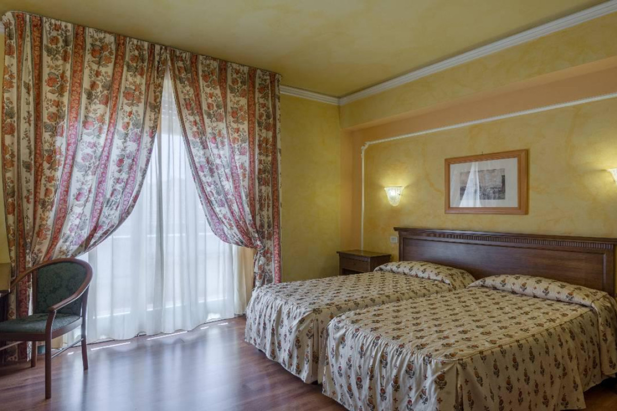 Hotel Minerva Palace