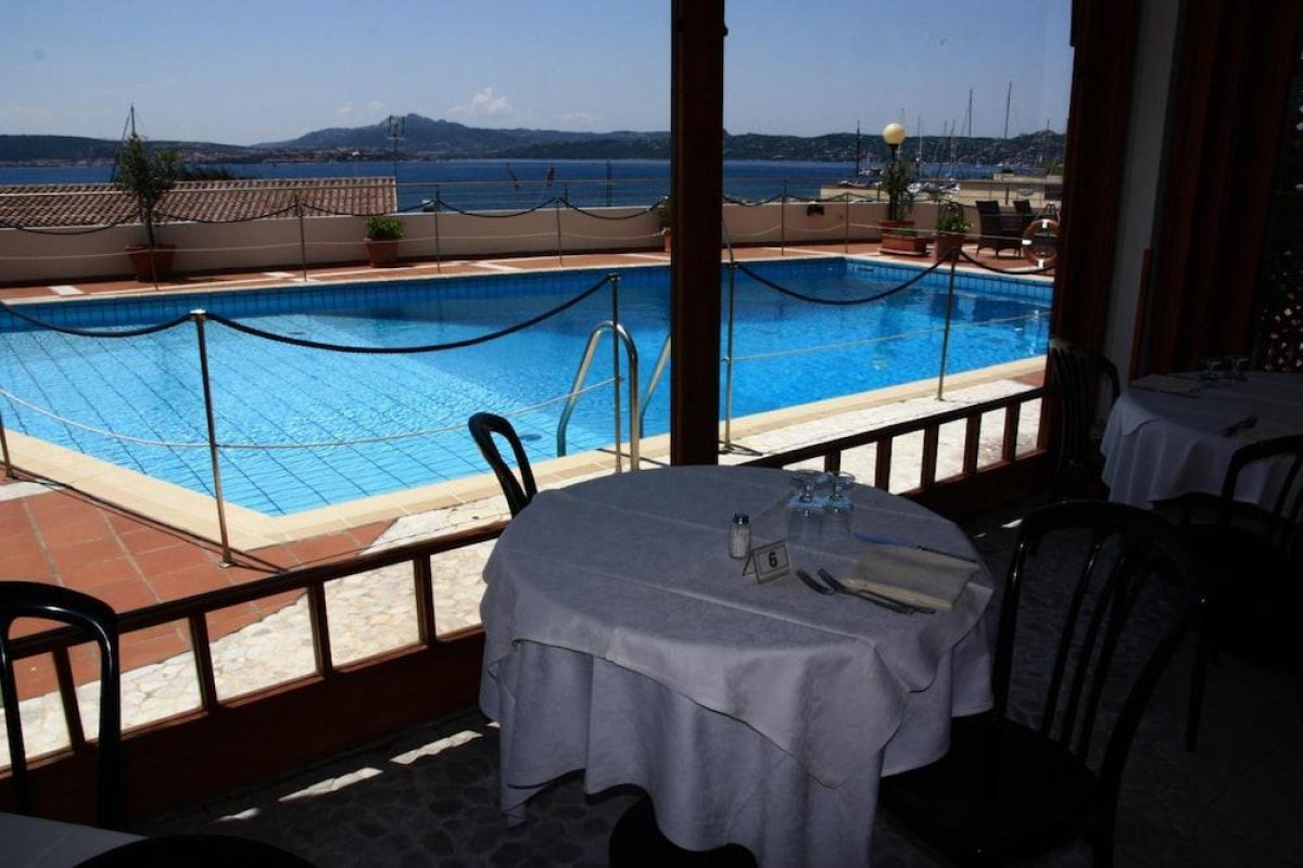 HOTEL MIRALONGA