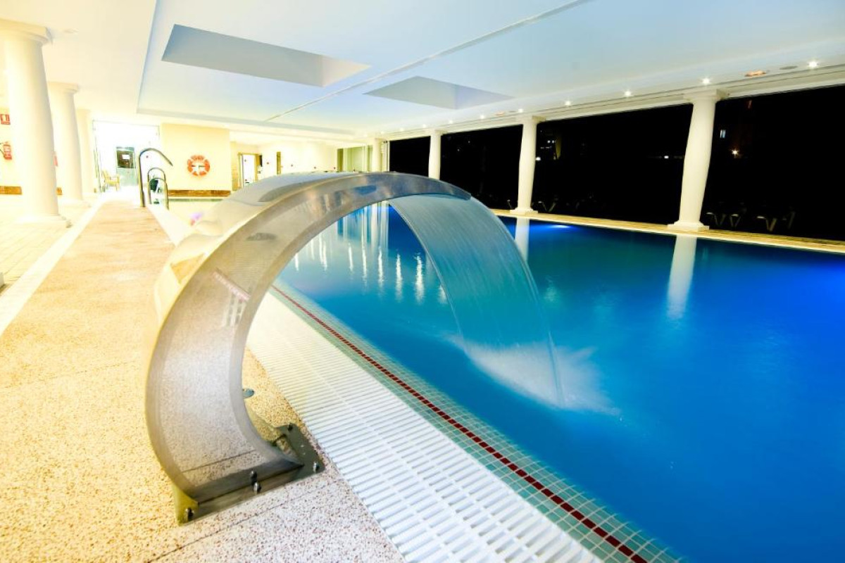 Hotel Monarque Cendrillon