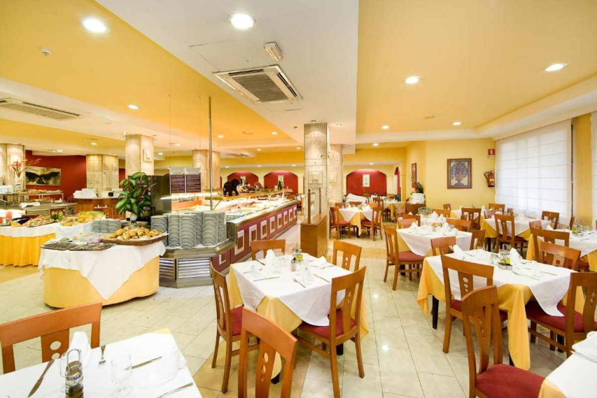 Hotel Monarque Cendrillon