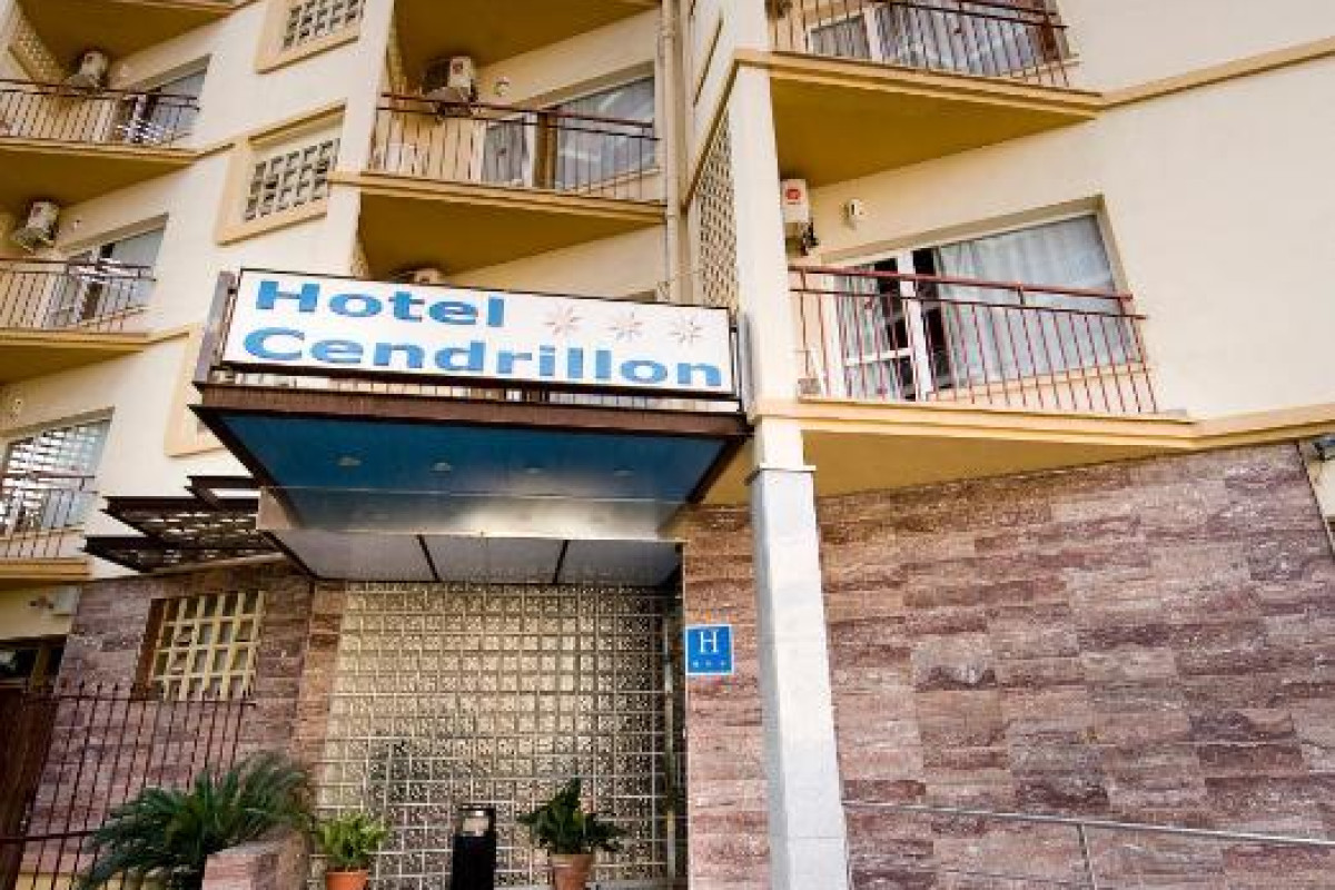 Hotel Monarque Cendrillon