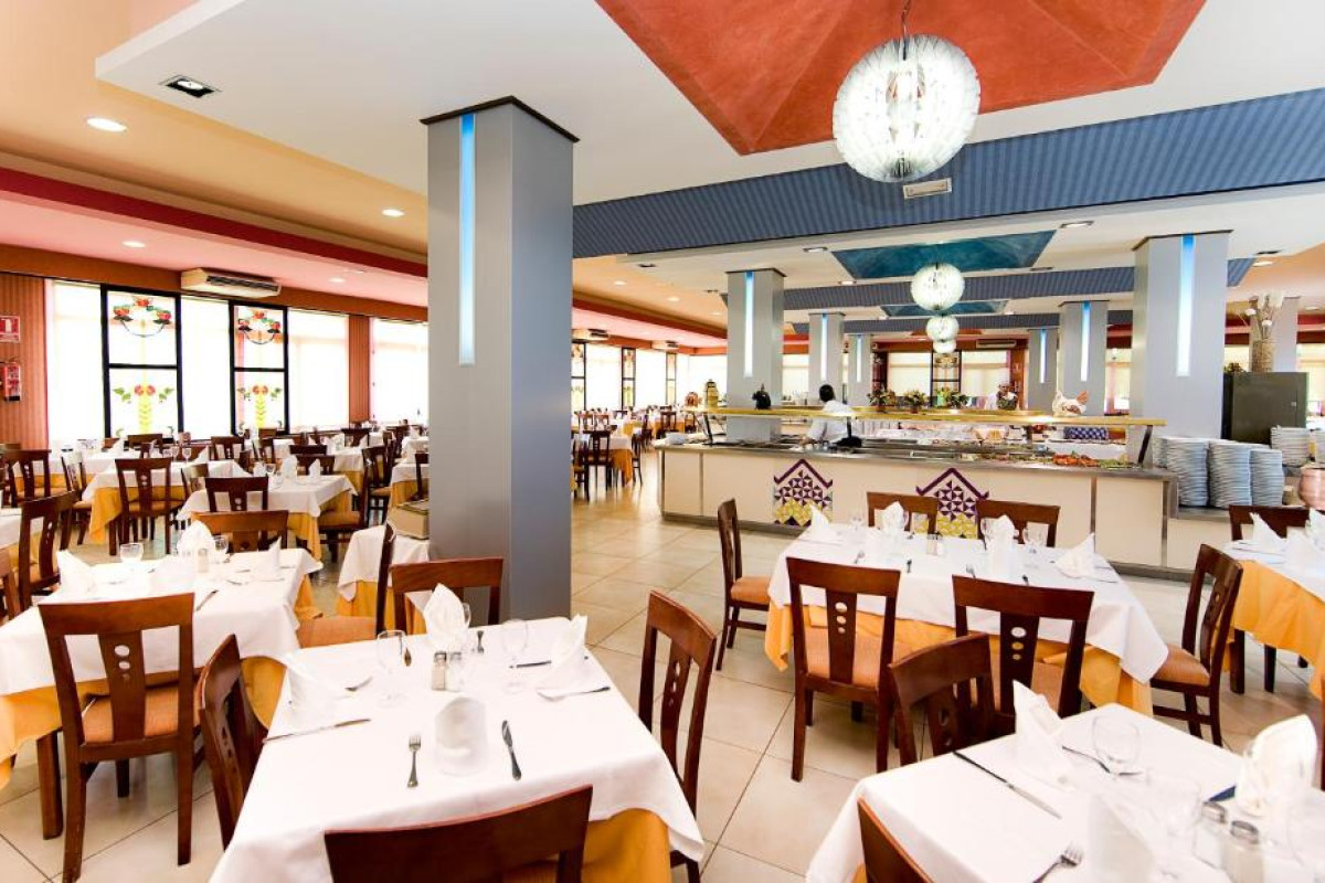 Hotel Monarque Torreblanca
