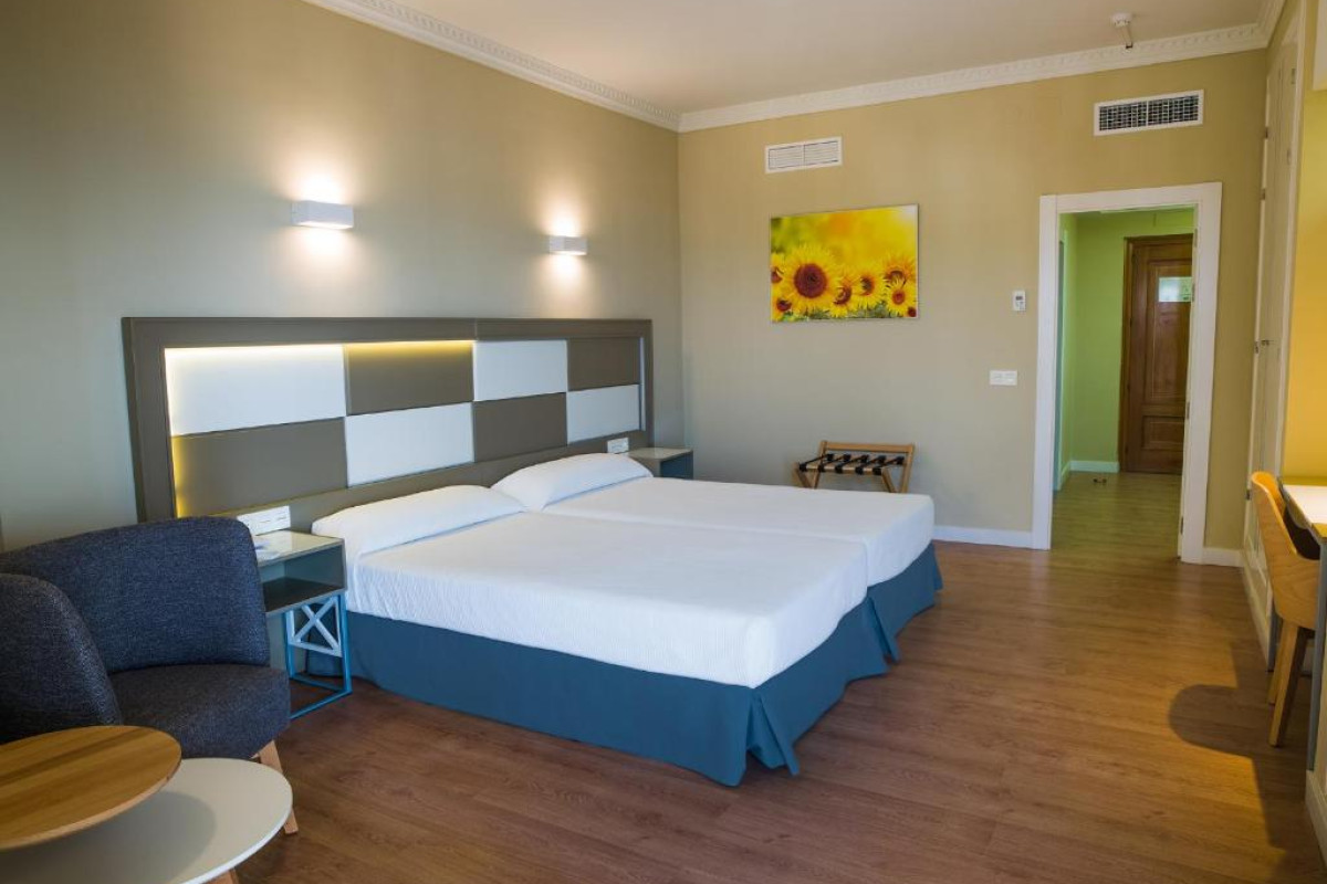 Hotel Monarque Torreblanca