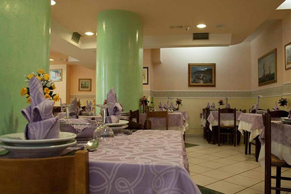 Hotel Monica
