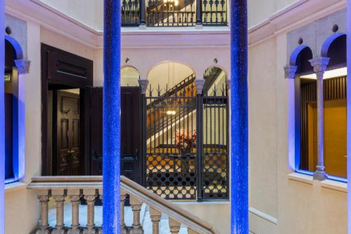 Monument Hotel