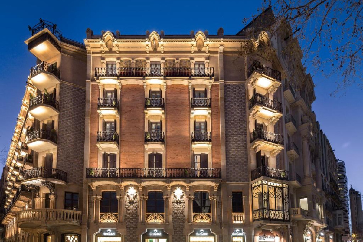 Monument Hotel