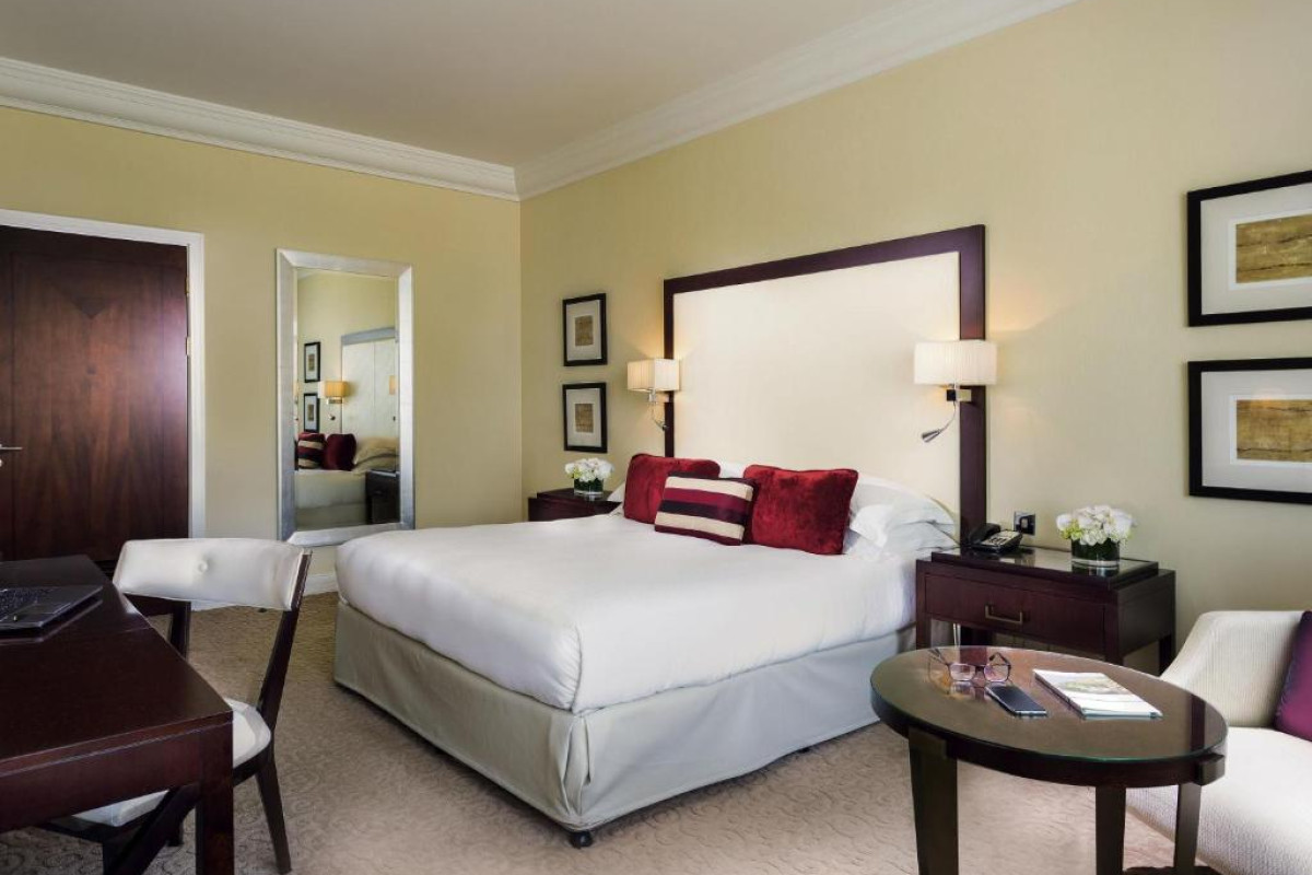 Hotel Movenpick Grand Al Bustan Dubai